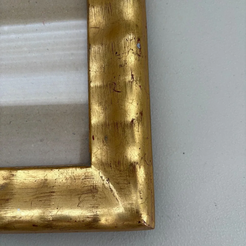 Vintage Gold Scalloped Wavy Picture Frame Distressed Antiqued 4x6 Tabletop Decor